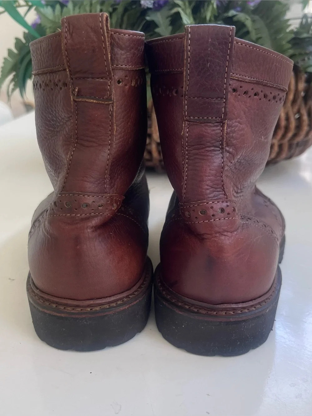 Allen Edmonds 10,5 3E LONG BRANCH Brown Leather Wingtip Ankle Dress Boots $400